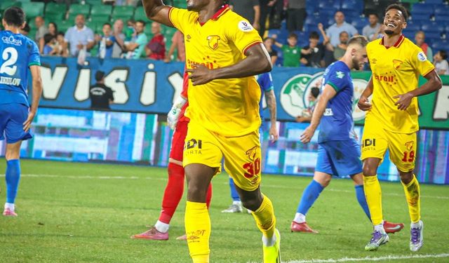 Coventry City, Anthony Dennis için harekete geçti