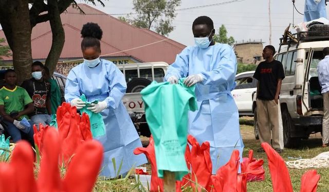 Ebola salgınında can kaybı 304’e yükseldi!