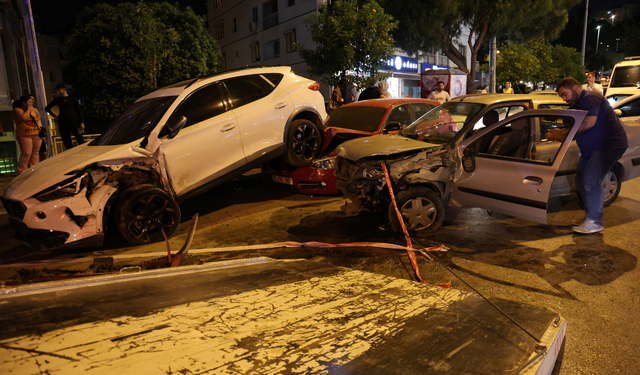 İzmir'de direksiyon başında kalp krizi!
