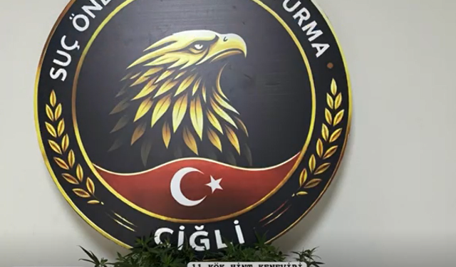 Çiğli'de akılalmaz olay: Yatak odası değil zehir serası!