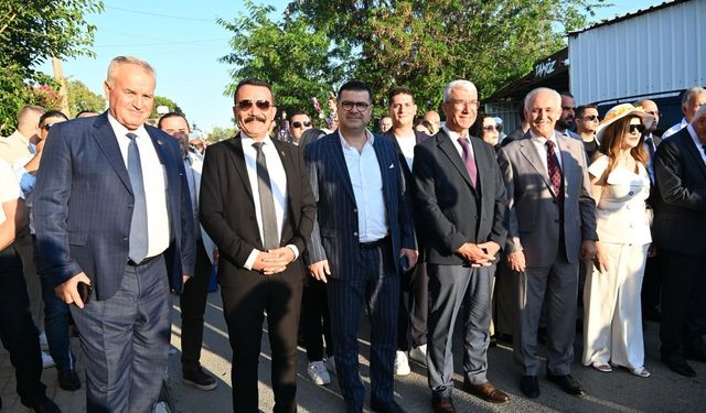 Manisa heyeti Güzelyurt Portakal Festivali’nde