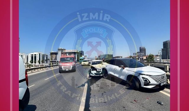 İzmir Ankara Caddesi'nde trafik kazası