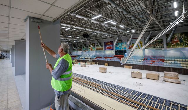 Celal Atik Spor Salonu'nda kapsamlı yenileme