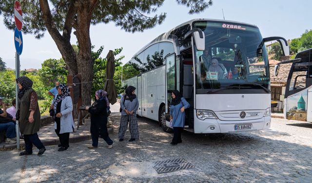 İzmir Büyükşehir'nden ücretsiz kültür gezisi!