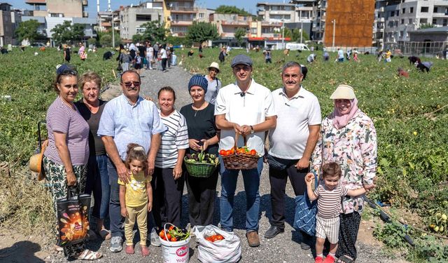 Toprağa dokunan kadınlar, Bornova'da geleceği yeşertiyor