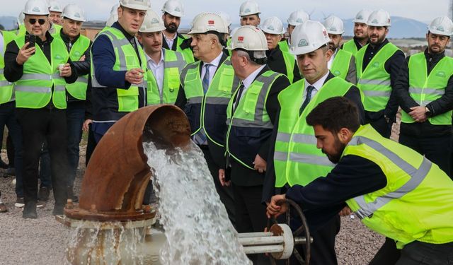 Dikili OTB'de dev adım: İlk ruhsatlar yatırımcılara teslim edildi!