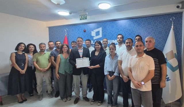 Geleceğin gazetecisine BİK'ten katılım belgesi