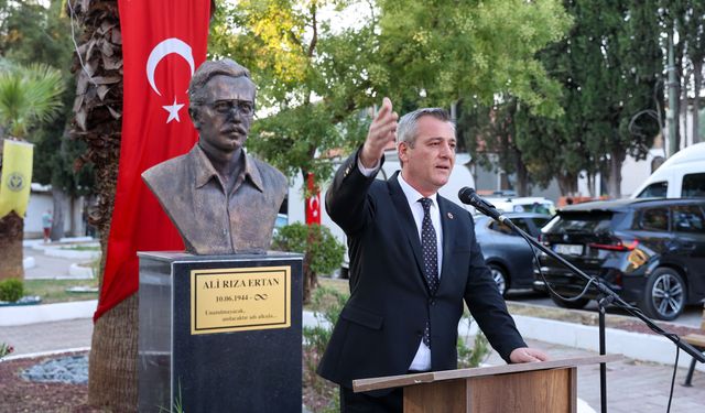 Buca'da 26. Ali Rıza Ertan Şiir Yarışması'nın kazananları belli oldu
