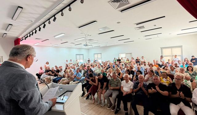 Çeşme Kent Konseyi Başkanlığı'na Ahmet Güler yeniden seçildi!