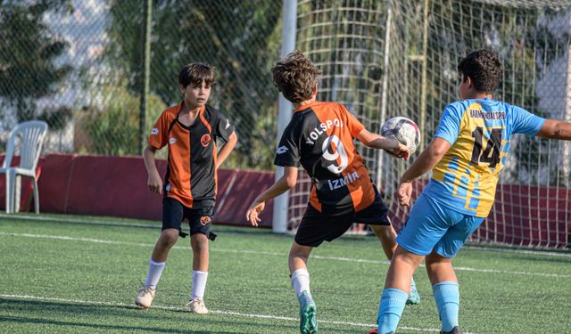 Bayraklı’da U-12 Cup coşkusu başladı!