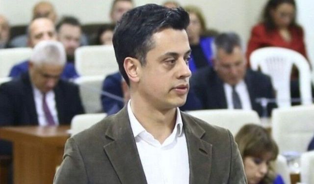 Karabağlar'da meclis krizi: Eroğlu'ndan Kınay'a peş peşe ağır suçlamalar
