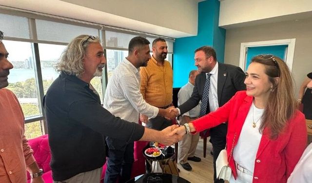 CHP İzmir sahada: İlgezdi ve Gümrükçü’den dikkat çeken 'çözüm' mesajı