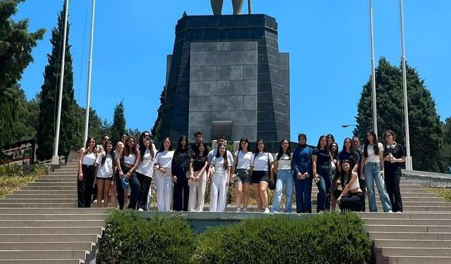 İzmir’de bin liseli genç müzelerle buluştu