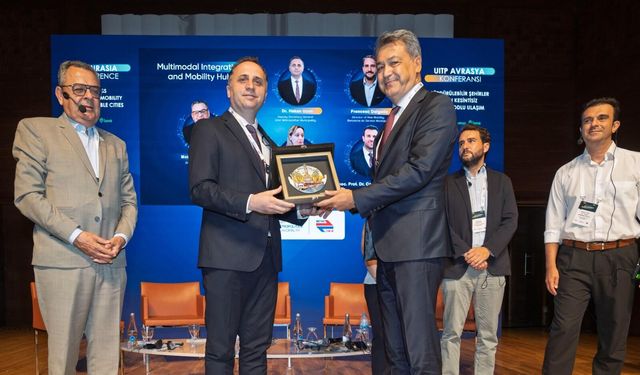 İzmir, sürdürülebilir ulaşım vizyonunu dünyaya anlattı