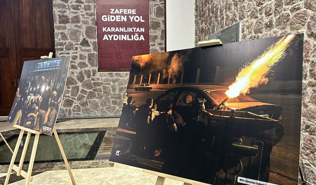 İzmir'de 15 Temmuz Dijital Deneyim Merkezi kapılarını açtı