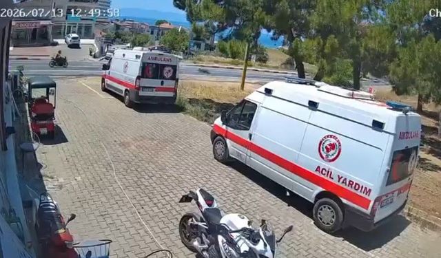 Menderes'teki feci motosiklet kazası kameraya yansıdı!