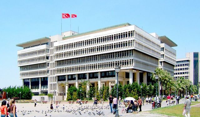 Konak'ta CHP'den toplu istifa!