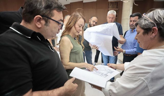 Konak'ın yeni belediye binası açılış için gün sayıyor
