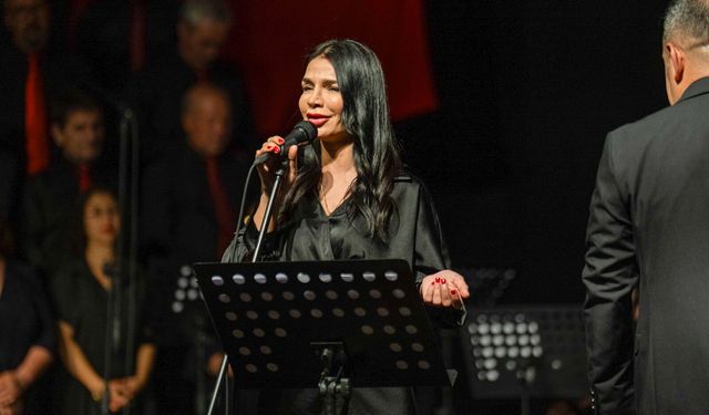 Madımak’ta yaşamını yitirenler Gaziemir’de türkülerle anıldı
