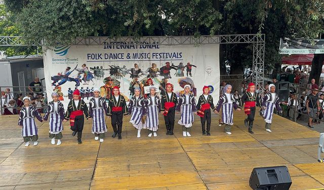Minik halk dansçıları Ohrid Fest'te İzmir'i temsil etti