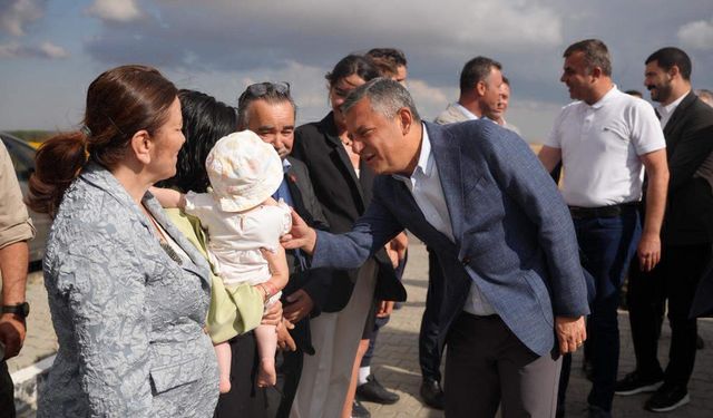Deniz Göktaş'a cezaevinde Özgür Özel desteği