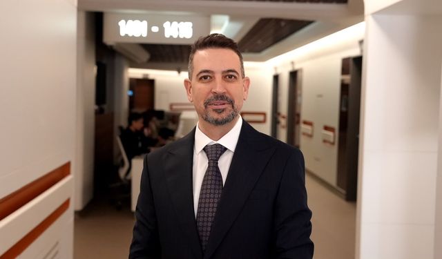 OKB ve Distoni Tedavisinde Beyin Pili: Türkiye'de Kimler Bu Yöntemden Yararlanabiliyor?