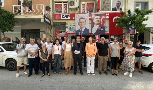 Seferihisar'da CHP dağılıyor! İlçe Başkanı Rahmi Tezel Çınar istifa etti