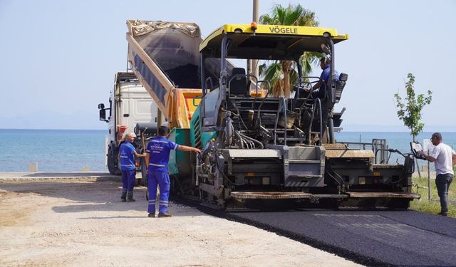 Seferihisar'da yol yatırımları hız kesmiyor