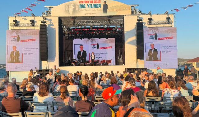 Sinan Meydan, Ilıca’da Atatürk’ün Mirası Laik Cumhuriyet’i anlattı