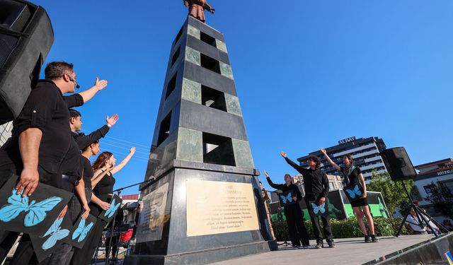 Srebrenitsa'nın acısı Buca'da anıldı