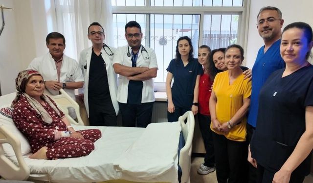Ege Üniversitesi'nden Türkiye'de bir ilk! Kritik kalp operasyonunda büyük başarı!