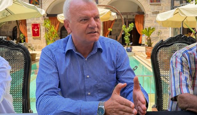 MHP'li Galip Uluçam Çeşme'nin nabzını tuttu