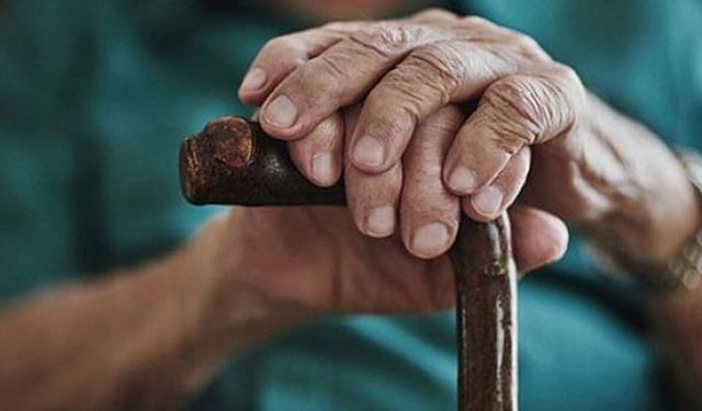 Emeklilik yaşı kaç? SGK 4A, 4B ve 4C için şartları açıkladı