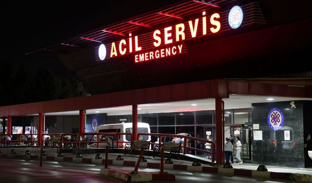 İzmir’de gece yarısı feci kaza!