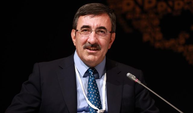Yılmaz’dan Girne’de batan gemi için açıklama