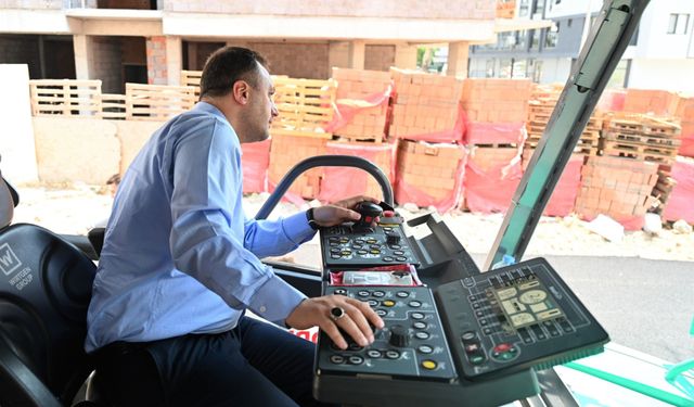 Bornova’da yol ve altyapı seferberliği