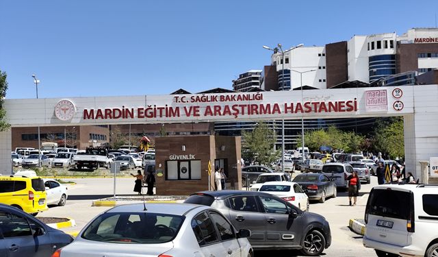 Forkliftle kaldırılan trafo işçinin üzerine düştü: Hayatını kaybetti