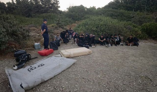 Çeşme’de 16 düzensiz göçmen operasyonu!