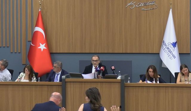İzmir Büyükşehir Belediye Meclisi’nde önemli gelişmeler: Siyasi denge değişti, otogar devredildi