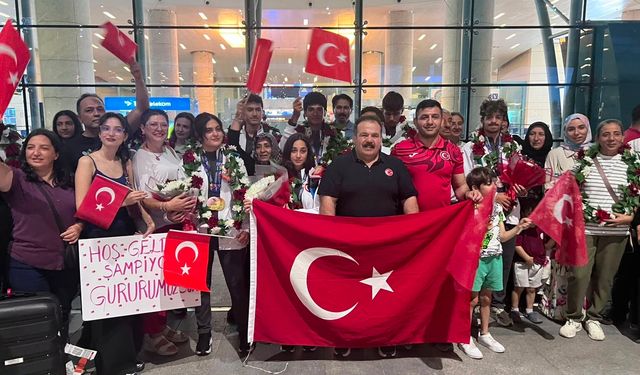 İşitme engelli milli sporculardan 33 madalya