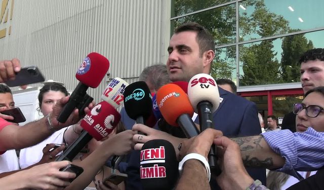 YENİ Parti İzmir Büyükşehir Belediyesi Grubu'ndan ilk toplantı