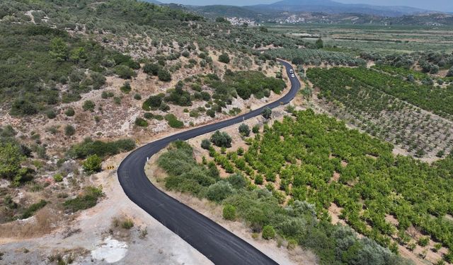 Efes Selçuk'ta Zeytinköy Yolu yenileniyor
