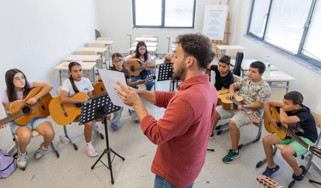 Büyükşehir'in Yaz Okulu çocuklara dolu dolu tatil sunuyor