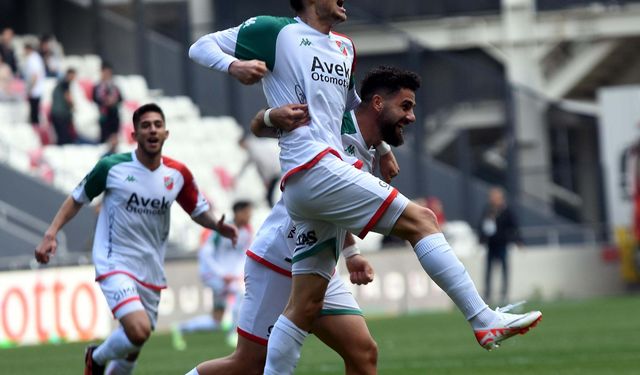 Karşıyaka'da Fatih Taşdelen yeniden yuvaya dönüyor