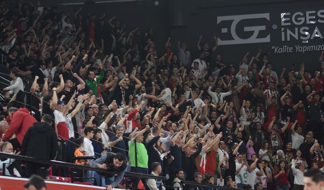 Karşıyaka'ya taraftar cezası!