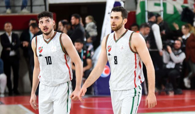 Karşıyaka eski yıldızını geri aldı!