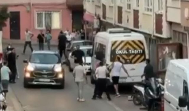 Keserle komşu kavgası kamerada: 3 kişi gözaltına alındı