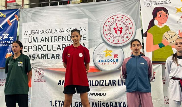 İzmirli Fikriye’den altın zafer!