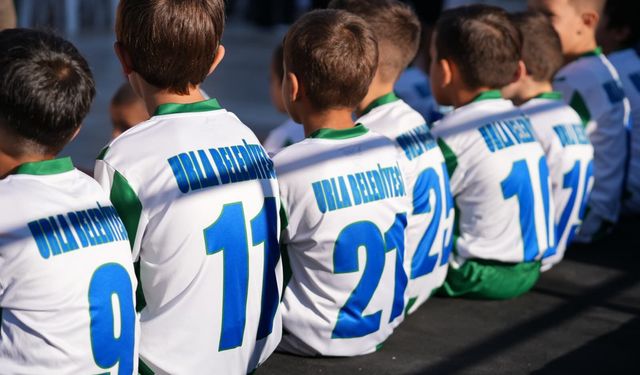 Çocuklar Urla’da hem öğrendi hem eğlendi!