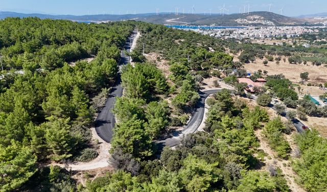 Seferihisar’da üstyapı çalışmaları Teos Caddesi’ne uzandı